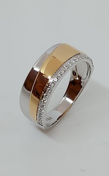 Bicolor ring